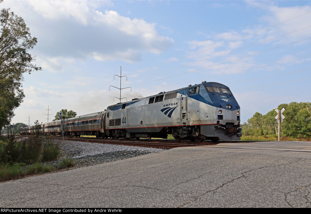 AMTK 44 leads eastbound Borealis 1340 about 30 minutes behind schedule